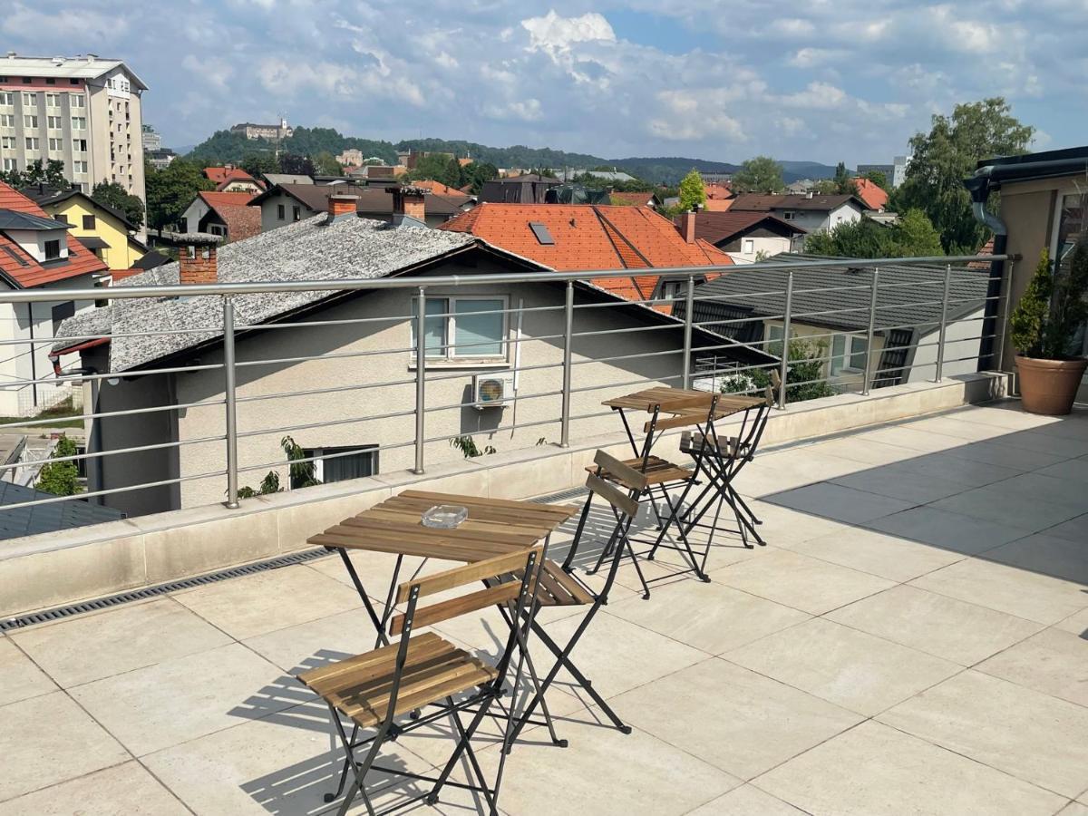 Hello Ljubljana- Green Way Rooms And Studios Exterior photo